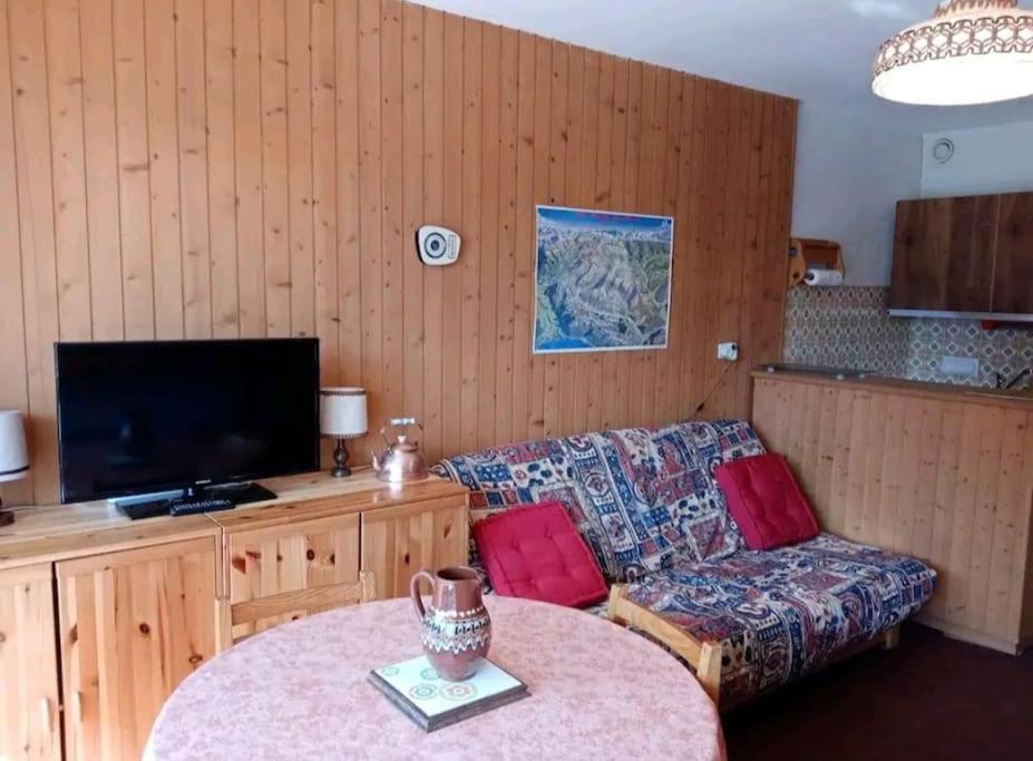 Studio 2 A 4 Pers Proximite Immediate Du Centre Châtel Exterior foto